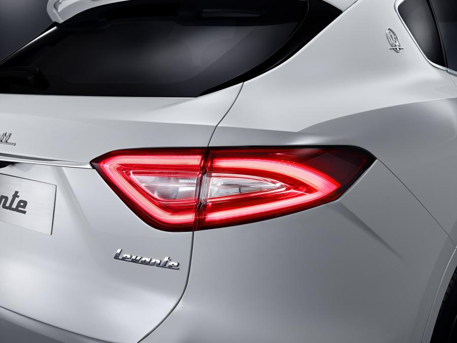Детали экстерьера Maserati Levante 2016 года  (WW) (фото 7 из 52)